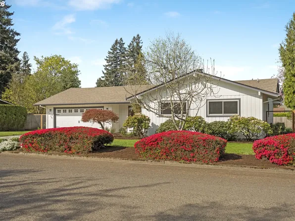 1125 N Manzanita St, Canby, OR 97013