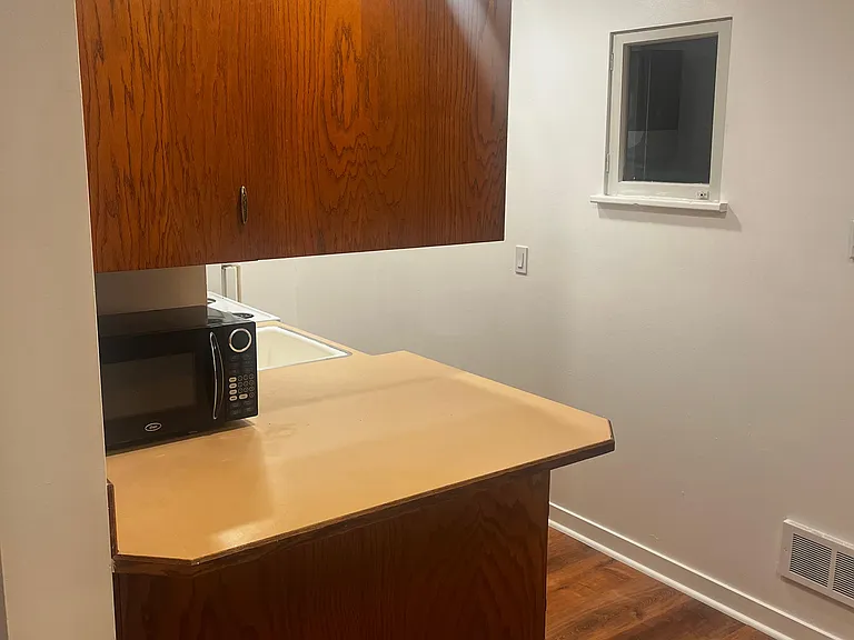322 Avenue A #3 — Photo 5