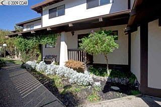 1st image of 1997 Ascot Dr #5