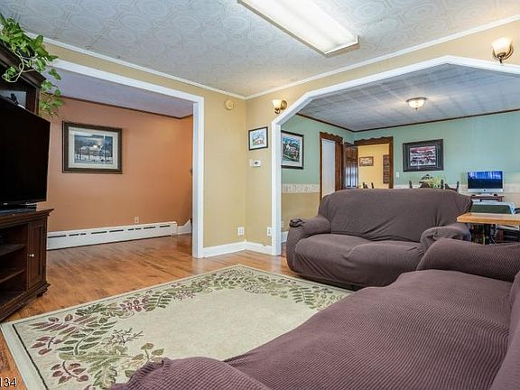 5th image of 26 Rose St