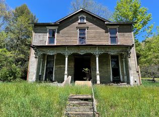 518 College St, Emlenton, PA 16373