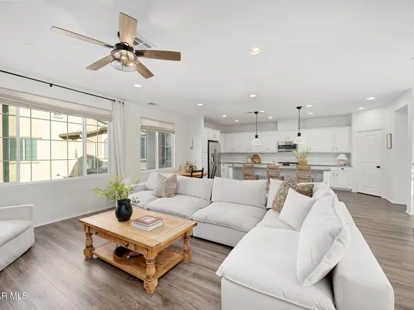 425 Stratus Ln Unit 5, Simi Valley, CA 93065