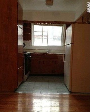 2nd image of 1159 Virginia Ave