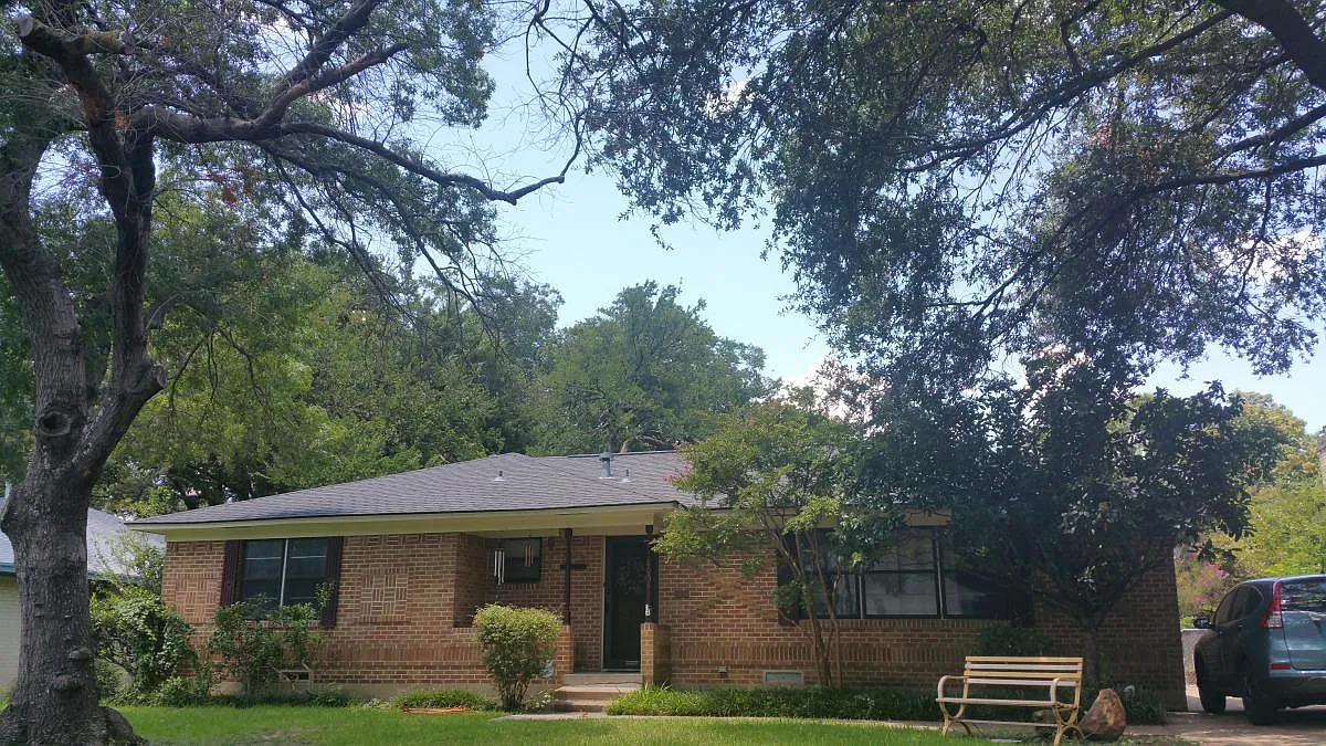 3 bed, 1581 sqft, $2,350 — Photo 1