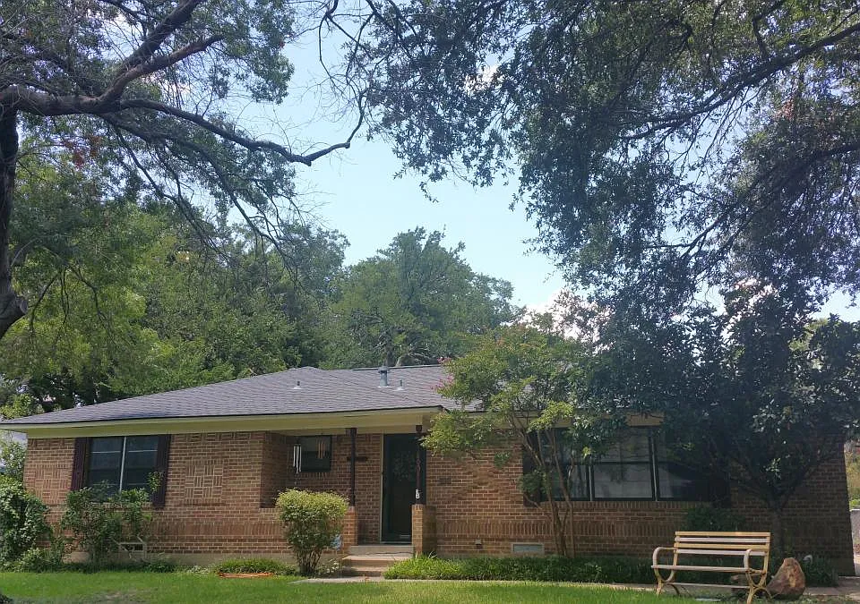 8051 Fall River Dr