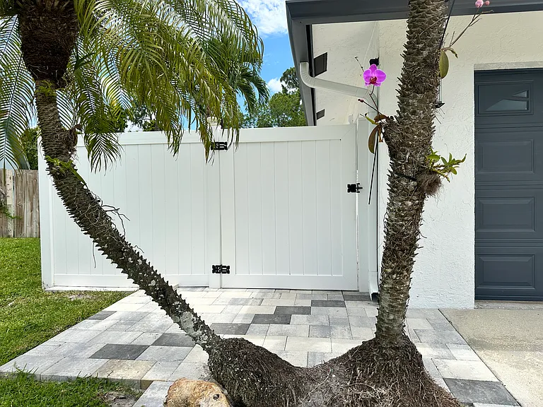 193 Sunflower Cir — Photo 1