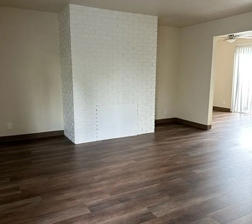 184-2nd St 4 Plex