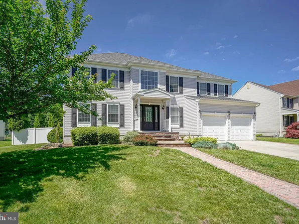 51 Tynemouth Dr, Lumberton, NJ 08048