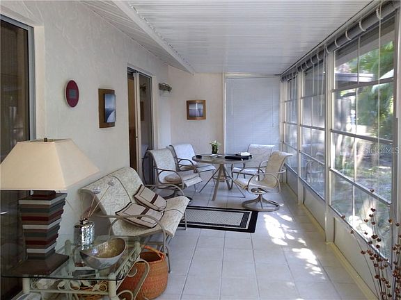5th image of 5368 Royal Palm Ave #5368