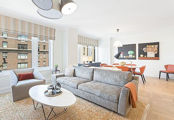 4th image of 200 E 79th St APT 12B