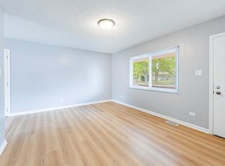 22233 Peach Tree Ave, Sauk Village, IL 60411