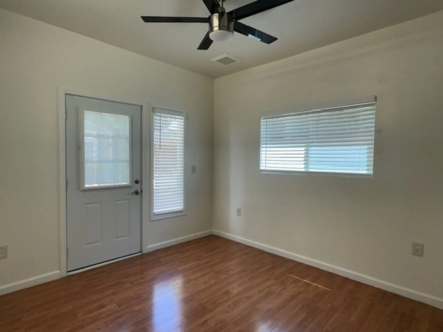 Spacious 5-Bedroom Home with Modern Amenities Solar, EV Charger, and More! — Photo 3