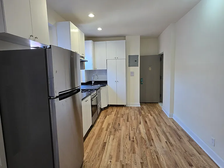 13217 Maple Ave #A402 — Photo 12