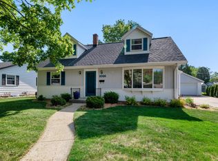 1026 N Webster St, Port Washington, WI