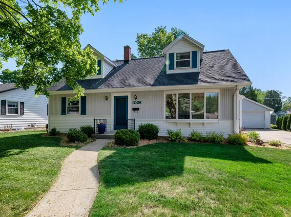 1026 North Webster STREET, Port Washington, WI 53074