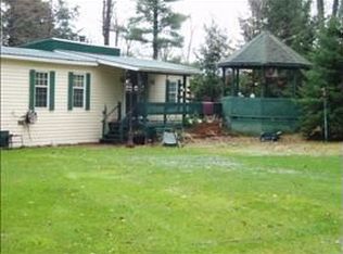 39 Pine Crest Ln, Mooers Forks, NY 12959
