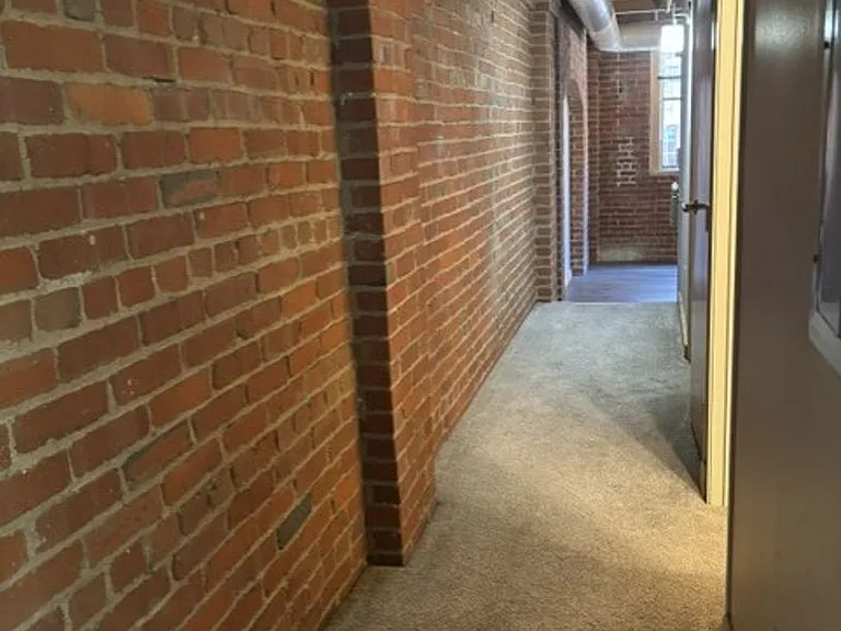 Bridgeview Apartments — Photo 25