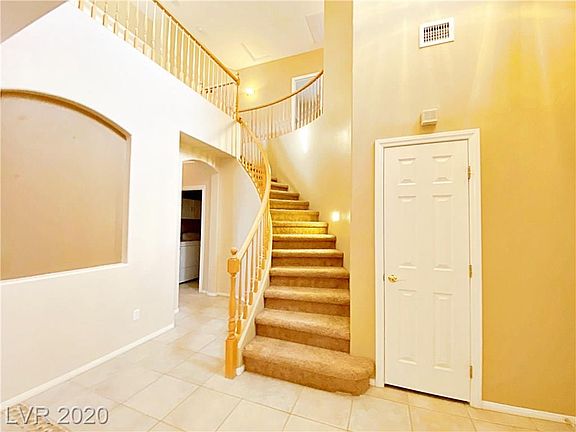 5th image of 2943 Thicket Willow St