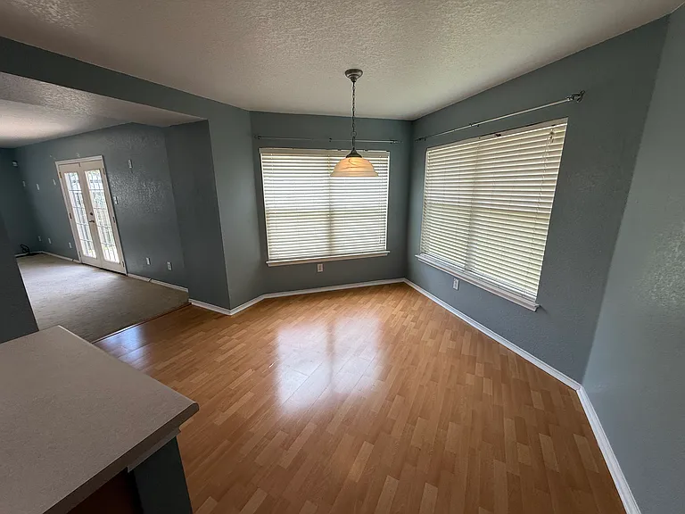 10838 Larson Cavern — Photo 9