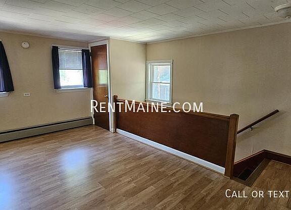 3rd image of 5 1/2 Hudson St