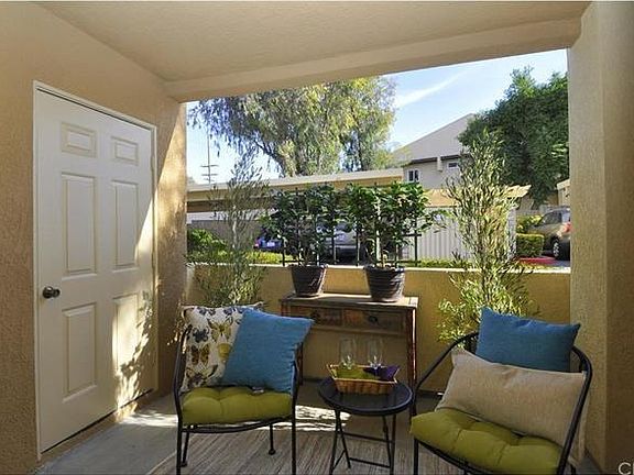 4th image of 42140 Lyndie Ln Unit 25