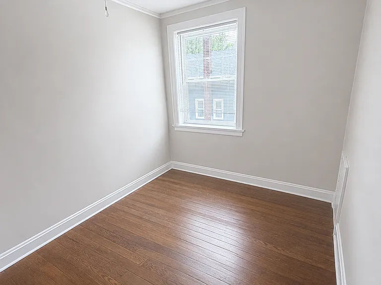 1108 Curtiss St — Photo 10