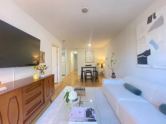 Rented by Dream Space Realty | media 15