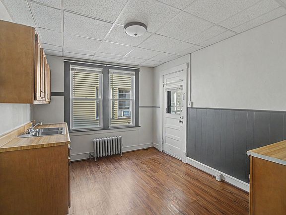 5th image of 898-902 Main St #902-1L