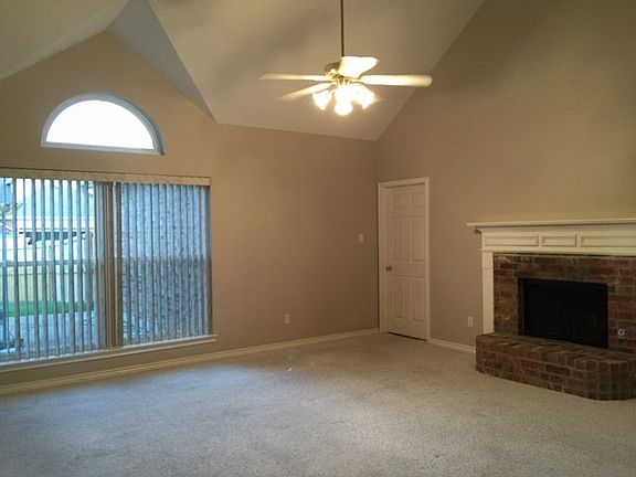 2nd image of 5808 Kensington Dr