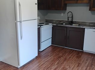 360 Sneed Hill Rd #B3, Elizabethton, TN 37643