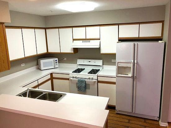 4th image of 1308 Orleans Dr