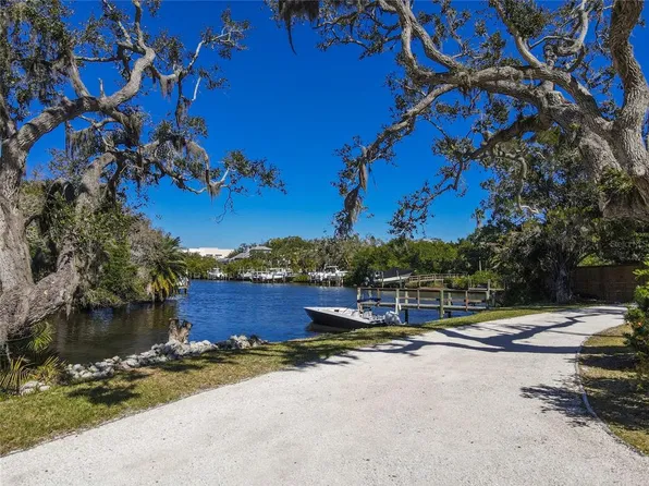 2414 Portland St, Sarasota, FL 34231