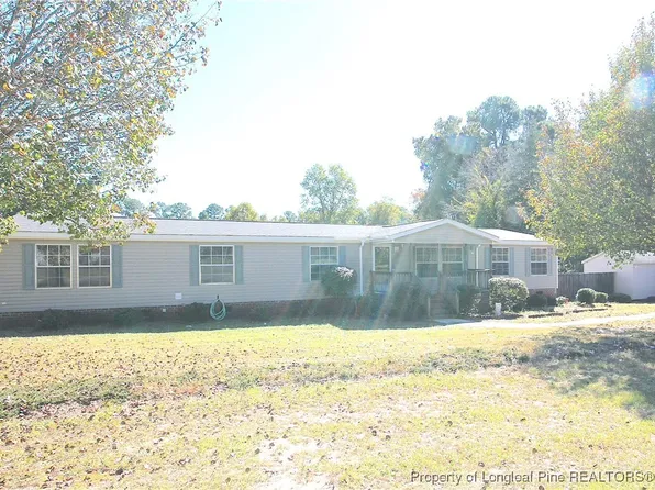 120 Water Hills Ln, Carthage, NC 28327