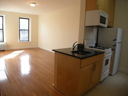 Rented by Vickers Realty | media 3