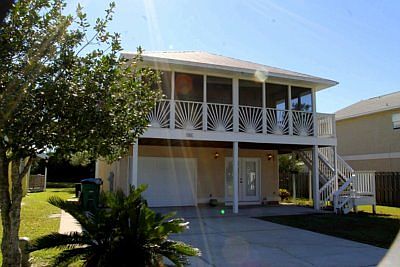 1st image of 208 Gulf Aire Dr