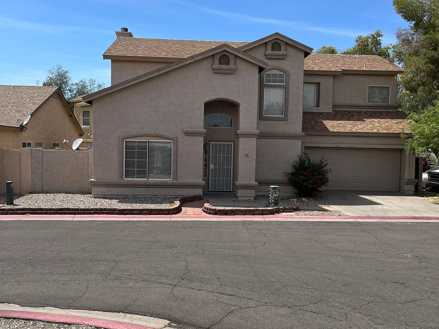 4 bed, 2.5 bath, 2150 sqft, $2,500 — Photo 1