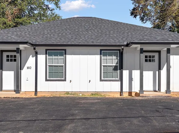 216 W Starr Ave #102, Nacogdoches, TX 75961