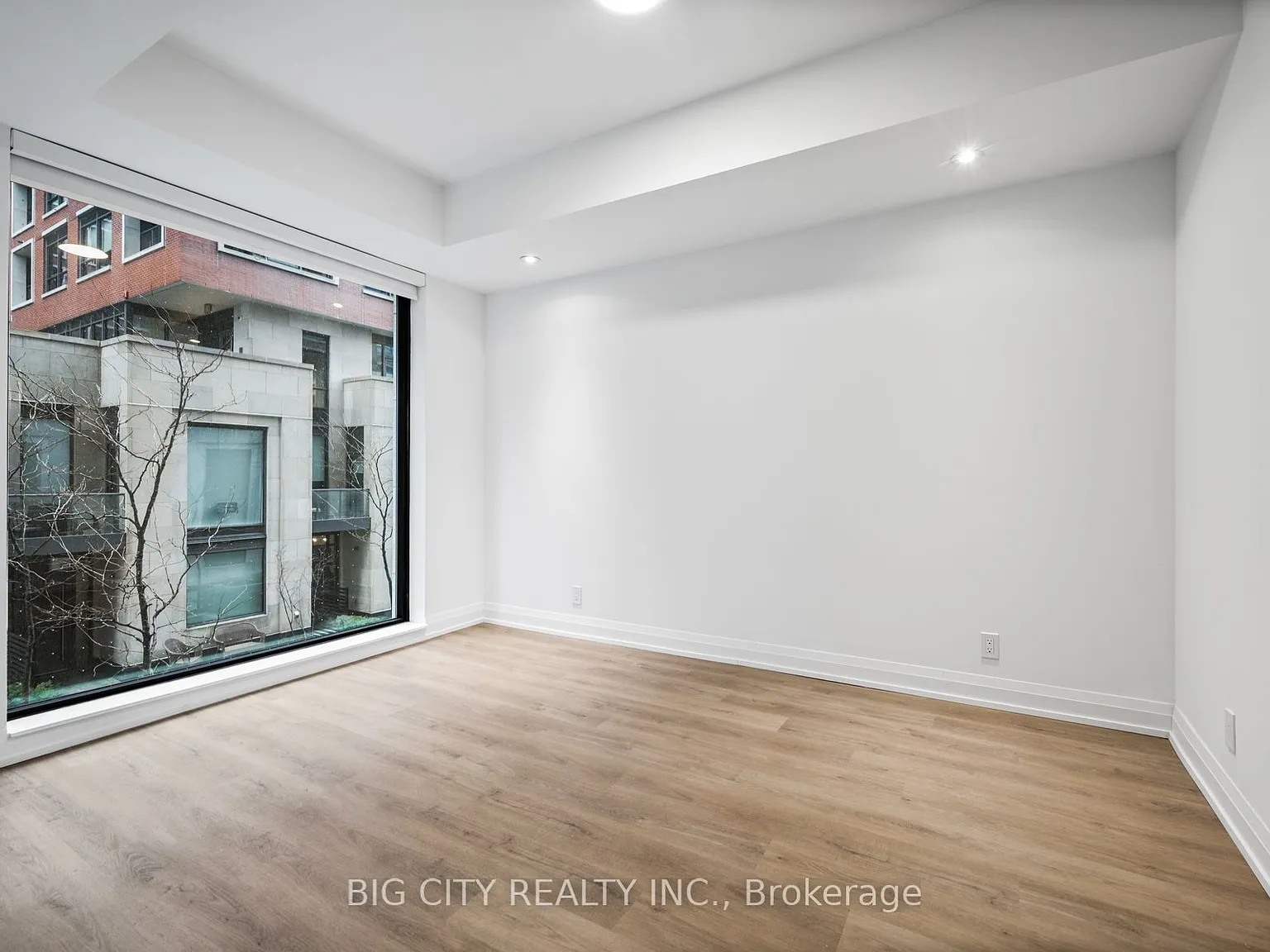 2 bed, $3,000 — Photo 4