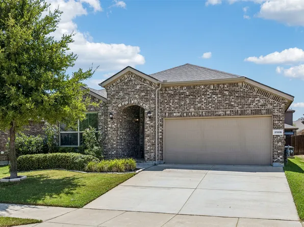 2508 Red Draw Rd, Fort Worth, TX 76177