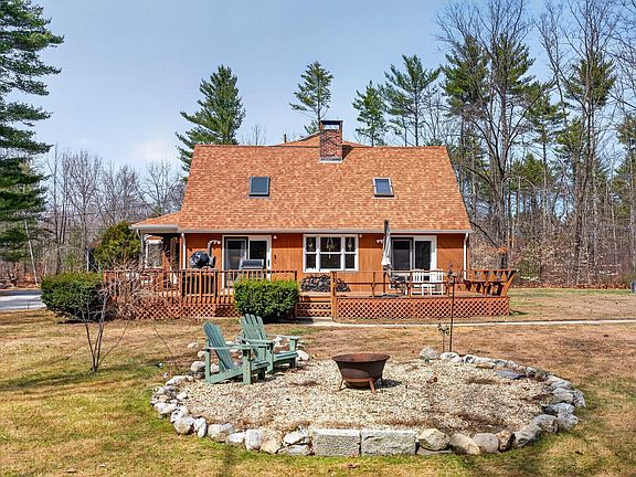 3rd image of 521 Mayall Road