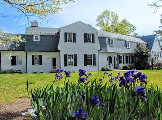 870 River Rd, West Point, VA 23181