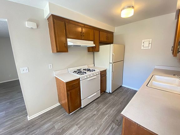 2nd image of 231 W Palmyra Ave APT 3