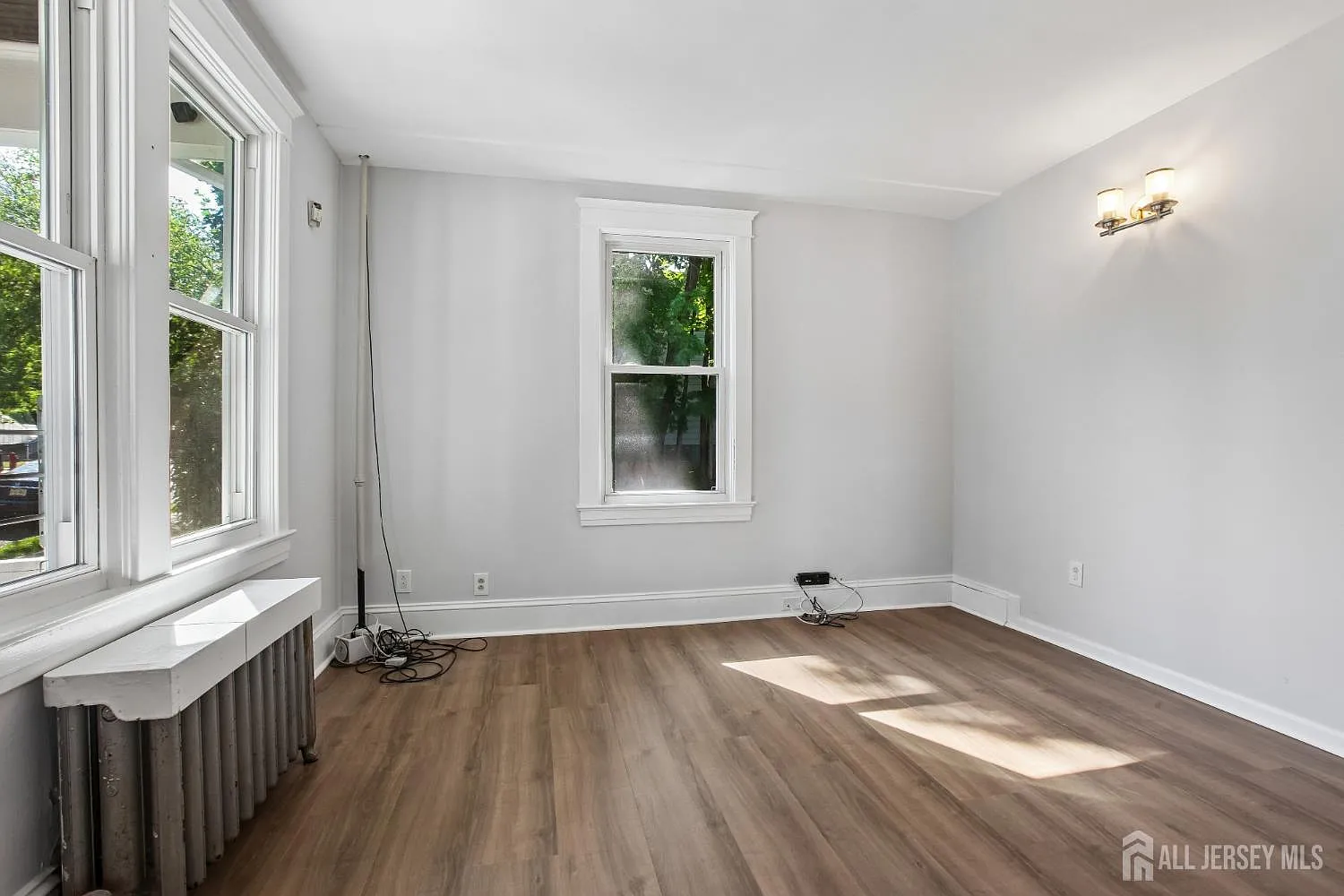 8 bed, 3.0 bath, $6,000 — Photo 4
