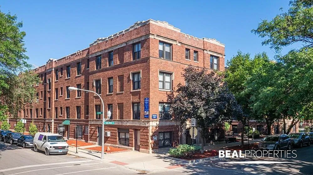 2900 North Mildred Avenue — Photo 1