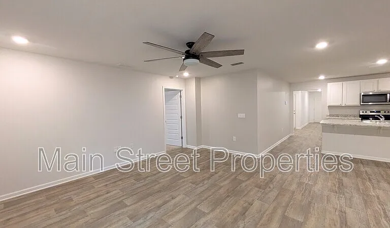 10557 Queens Gate Cir — Photo 23