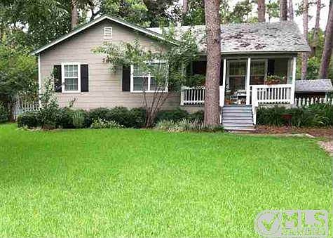 2nd image of 518 Collins Dr