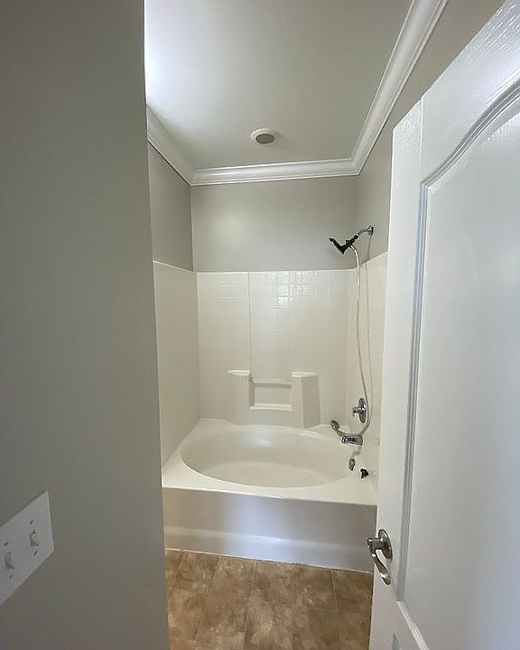 1st image of 1088 Grace Hill Dr