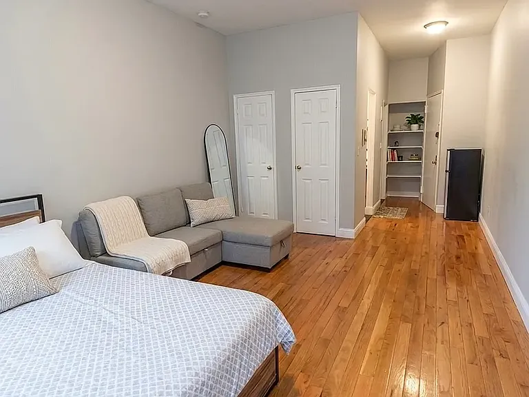 1317 1st Ave #2E — Photo 6