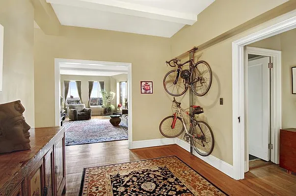 Sold by Real Direct | media 25