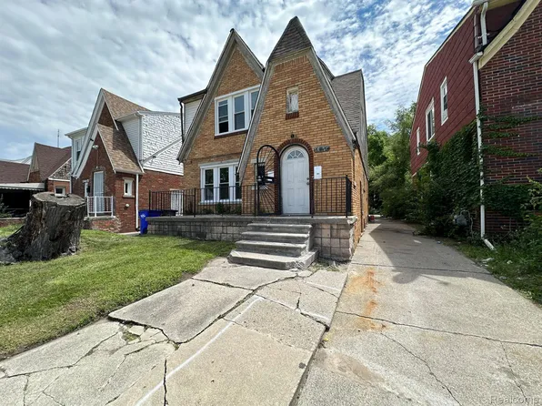 16762 Woodingham Dr, Detroit, MI 48221
